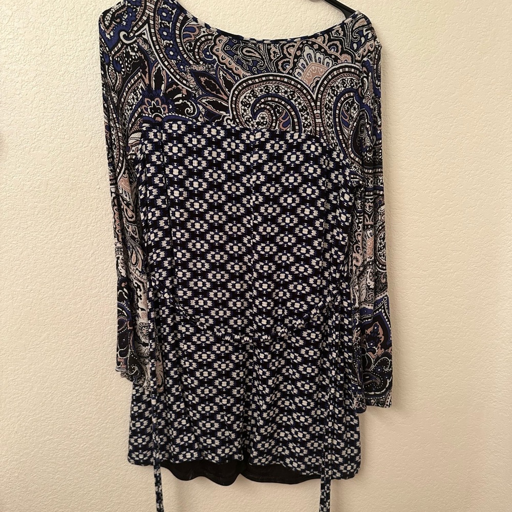 Dress - Picture 4 of 4